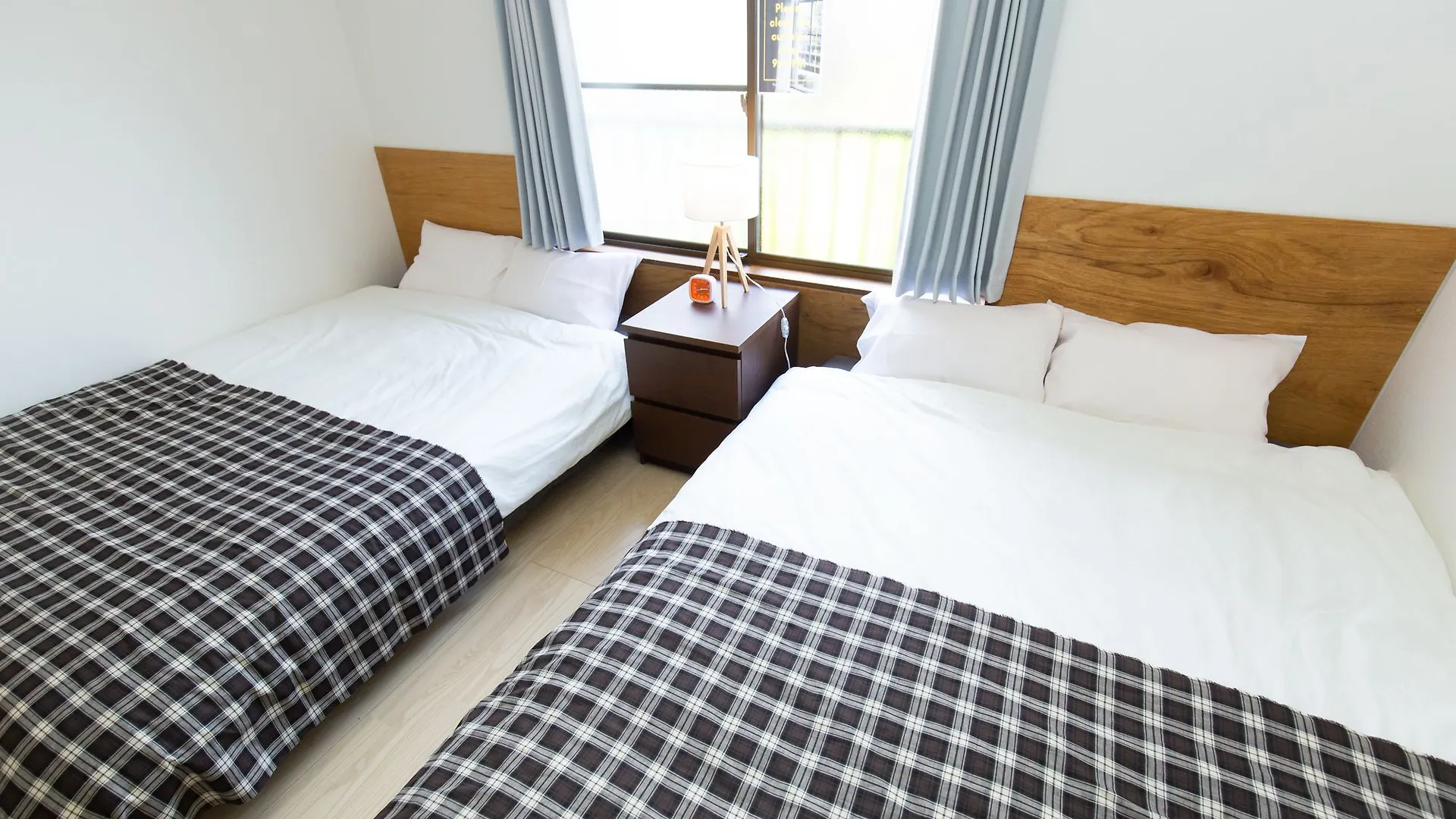 Ty House Shin-Osaka Lägenhet Japan